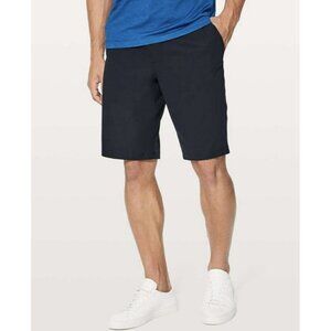 Lululemon The Works Short 10” Warpstreme Classic Navy Size 33 EUC